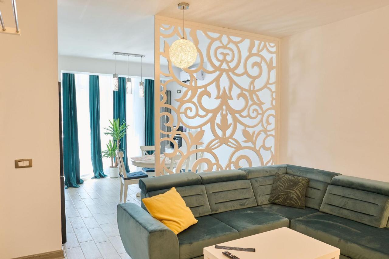 Provence Apartment In Spa N Pool Resort Mamaia Exterior photo